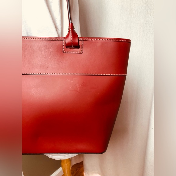 DOONEY & BOURKE BEACON SMOOTH LEATHER LARGE ZIP TOTE RED BAG EUC J17038834 $268 - Picture 13 of 16